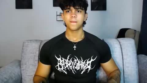 Snapshot of noah_prada14 chatting on 26, 5, 2026 luis navas online show from 26, 5, 2026