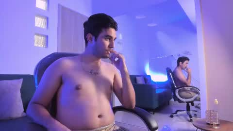 Snapshot of noah_sin_ chatting on 18, 7, 2026 noah sin online show from 18, 7, 2026