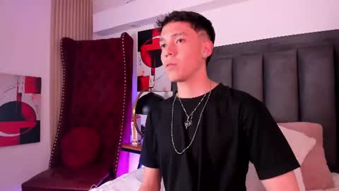 Snapshot of noahh_saenz chatting on 22, 7, 2026 Noah online show from 22, 7, 2026