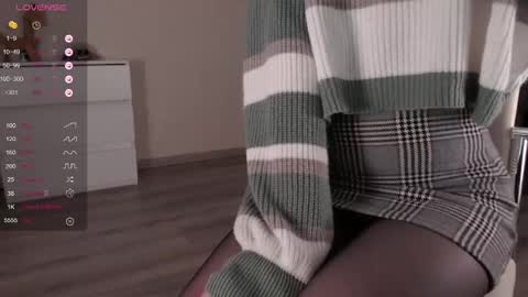 noelleneptune online show from 17, 1, 2025