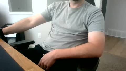 Snapshot of noface_hubby chatting on 6, 7, 2026 noface_hubby online show from 6, 7, 2026