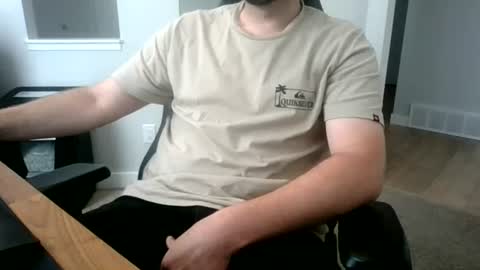 Snapshot of noface_hubby chatting on 7, 7, 2026 noface_hubby online show from 7, 7, 2026
