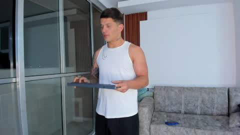 nohabennett7 online show from 2, 4, 2026