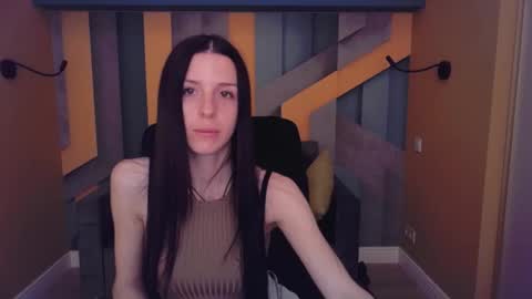 Snapshot of noirdiva chatting on 17, 5, 2026 NoirDiva online show from 17, 5, 2026