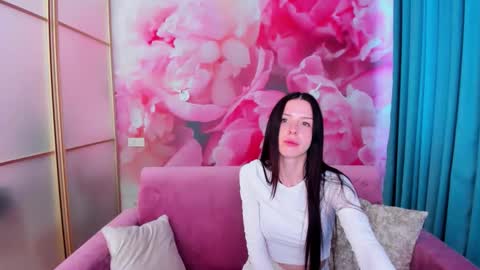 Snapshot of noirdiva chatting on 5, 6, 2026 NoirDiva online show from 5, 6, 2026