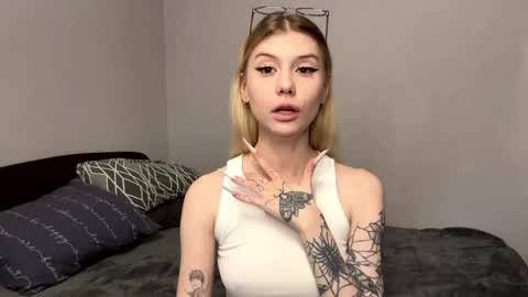Sofia online show from 4, 6, 2026