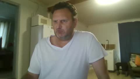 Snapshot of nollie244 chatting on 25, 9, 2025 Nollie online show from 25, 9, 2025