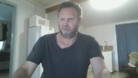 Snapshot of nollie244 chatting on 4, 10, 2025 Nollie online show from 4, 10, 2025