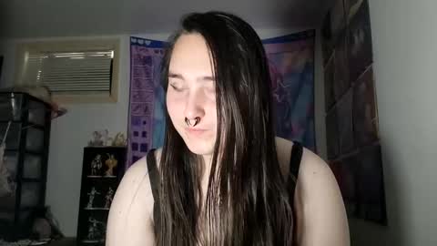 Snapshot of nonbinarybeauty20 chatting on 19, 2, 2025 nonbinarybeauty20 online show from 19, 2, 2025