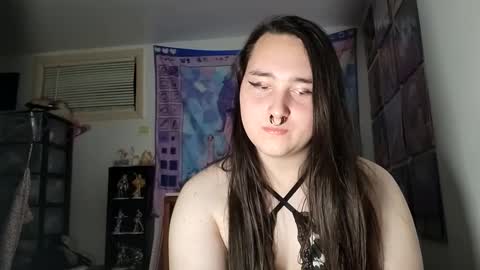 Snapshot of nonbinarybeauty20 chatting on 7, 3, 2025 nonbinarybeauty20 online show from 7, 3, 2025