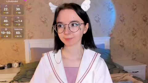 Nora Failure online show from 10, 12, 2024