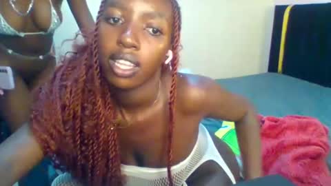 Snapshot of norababy20 chatting on 5, 6, 2026 Norababy20 online show from 5, 6, 2026