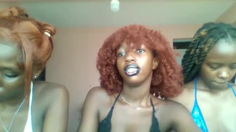 Snapshot of norababy20 chatting on 8, 7, 2026 Norababy20 online show from 8, 7, 2026