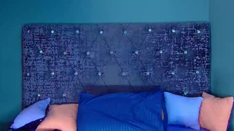 Nora online show from 4, 2, 2026