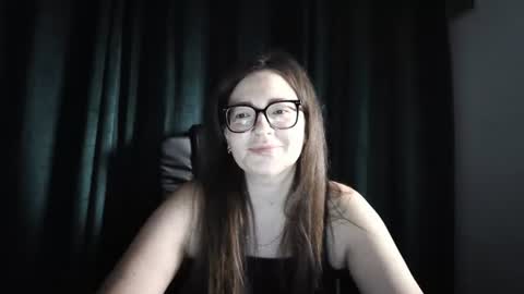 Snapshot of norasexymilf chatting on 4, 7, 2026 NoraSexyMilf online show from 4, 7, 2026