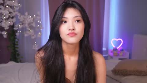 Snapshot of noreenbeckey chatting on 10, 7, 2026 Nore online show from 10, 7, 2026