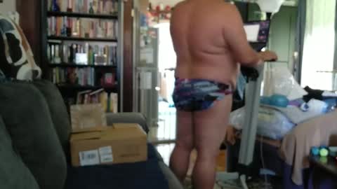 Snapshot of normalguyohio chatting on 18, 5, 2026 normalguyohio online show from 18, 5, 2026