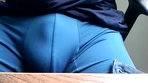 normalito007 online show from 28, 3, 2026