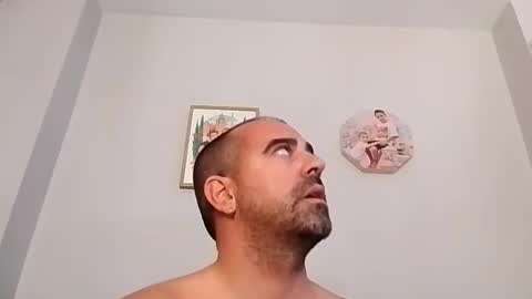 Snapshot of normalito42 chatting on 22, 9, 2025 NORMALITO online show from 22, 9, 2025