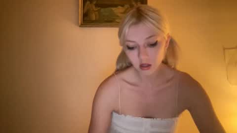 Snapshot of noscandal chatting on 10, 9, 2025 noscandal online show from 10, 9, 2025