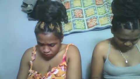 Snapshot of nosminah01 chatting on 13, 9, 2025 nosminah01 online show from 13, 9, 2025
