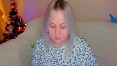 hi glad to chat online show from 19, 12, 2024