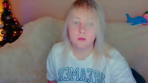 hi glad to chat online show from 22, 12, 2024