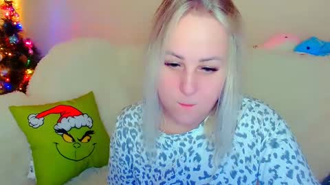 hi glad to chat online show from 27, 12, 2024