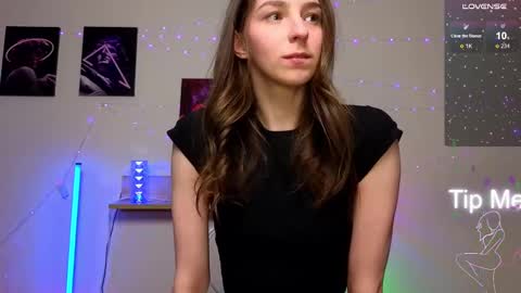 Hello My name is Helene NTMU  Finger up if u like what u see online show from 10, 2, 2025