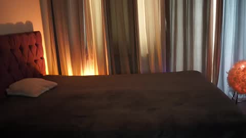 Tina online show from 11, 4, 2026