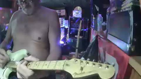 notflamingfart online show from 24, 4, 2026