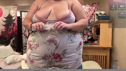 NotUrBabyMoms online show from 24, 9, 2025