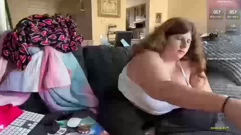 NotUrBabyMoms online show from 13, 10, 2025