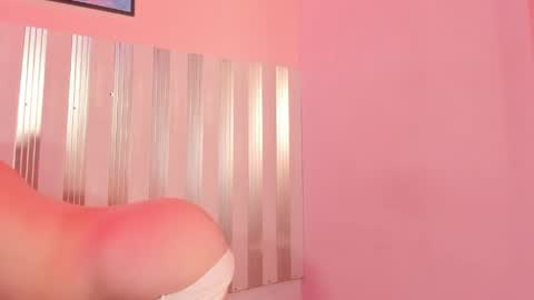 Snapshot of nova_lane chatting on 12, 5, 2026 NOVA online show from 12, 5, 2026