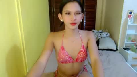 Snapshot of nova_licious chatting on 6, 7, 2026 nova_licious online show from 6, 7, 2026
