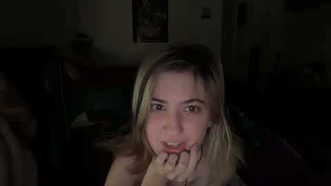 Snapshot of nova_moon_ chatting on 15, 6, 2026 Nova online show from 15, 6, 2026