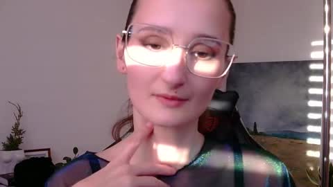 nova_mystic online show from 6, 3, 2025
