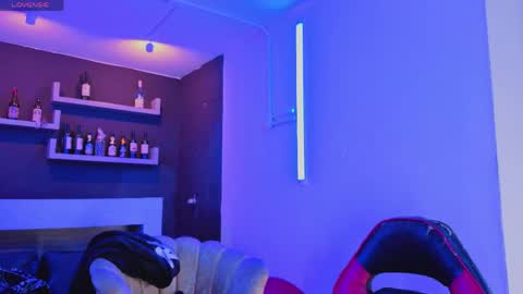 Nova Salvatore online show from 18, 4, 2026