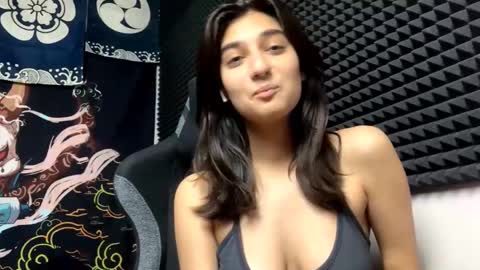 Snapshot of novacryptixx chatting on 18, 11, 2025 Kate online show from 18, 11, 2025
