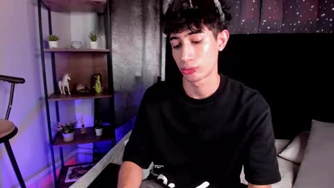 Nova online show from 30, 10, 2025