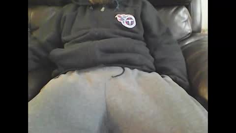 Snapshot of nudestud887 chatting on 5, 1, 2025 nudestud887 online show from 5, 1, 2025