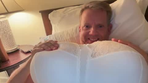 Snapshot of nudman64 chatting on 30, 7, 2026 Don online show from 30, 7, 2026