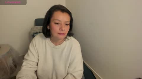 nuit_rose online show from 9, 3, 2026