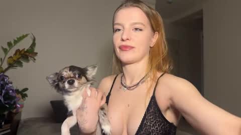 Snapshot of nura_foxx chatting on 8, 2, 2026 nura_foxx online show from 8, 2, 2026