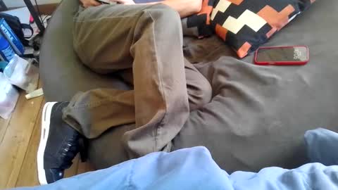 Snapshot of nuts4play chatting on 2, 11, 2025 Piecer online show from 2, 11, 2025