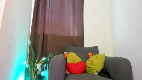 Nia online show from 1, 11, 2025