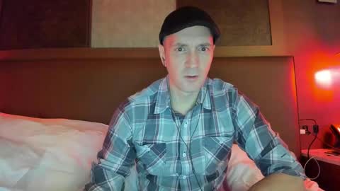 Snapshot of nyhudsonvalleyfun chatting on 8, 1, 2025 HudsonValleyNYfun online show from 8, 1, 2025