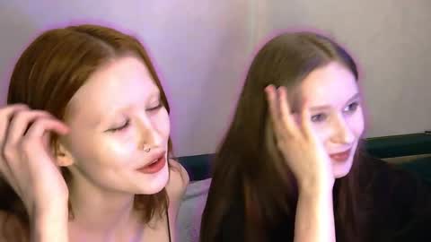 nyra_thira online show from 4, 4, 2026