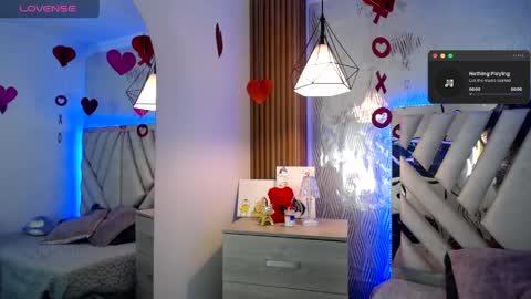 Alex   .    online show from 14, 4, 2026