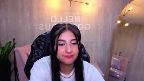 Snapshot of nyx_kitty_a chatting on 18, 6, 2026 Nia online show from 18, 6, 2026